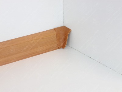 Soklová podlahová lišta Döllken SLK 50 barva W170 třešeň pařená + vnitřní roh (kout)