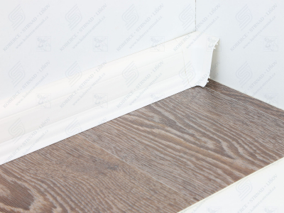 Soklová podlahová lišta Döllken SLK 50 barva 117 bílá + vnitřní roh (kout)