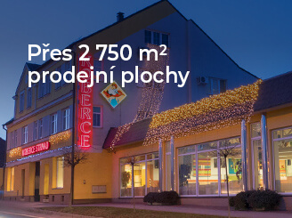 Přes 2750 m2 prodejní plochy